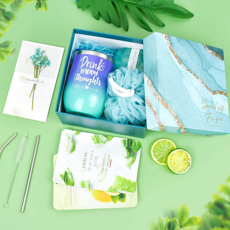 Everythingifts Ocean Bloom spa gift set with diamond soap, bath puff, and dried flower tumbler